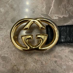 Vintage GUCCI 1980’s Leather Belt with GG logo in gold